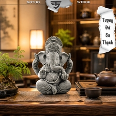 Tượng thần voi Ganesha đá sa thạch xanh