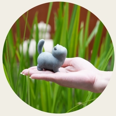 Tượng mèo thư thái đá sa thạch