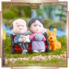Mô hình Ông bà già ngồi ghế THMN0211