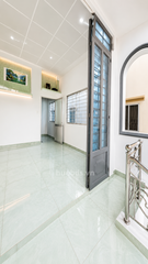 NHÀ 4X19, CÓ SÂN ĐỂ XE RỘNG, 2 TẦNG, GẦN NGUYỄN THỊ THẬP, QUẬN 7, CHỈ 4.X TỶ