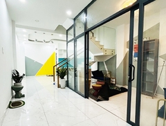 NHÀ NGANG 4.7M, 3PN, CÓ PHÒNG NGỦ TẦNG TRỆT, QUẬN 7, CHỈ 5 TỶ NHỈNH