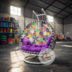 Xích Đu Mây Nhựa Cần Kép Đan Hoa Cúc Nhiều Màu – Thiết Kế Đan Tay Thủ Công Nổi Bật