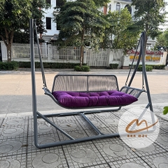 Xích Đu Ngoài Trời Cánh Én – Thiết Kế Khung A Ổn Định Cho Không Gian Sân Vườn