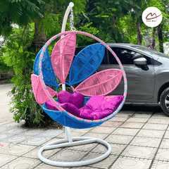 Xích đu cần đơn cánh hoa