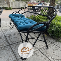 Xích đu ngoài trời, bộ bàn ghế ban công nội thất Bản Mây khung thép đan mây nhựa họa tiết đuôi công mềm mại, tinh tế