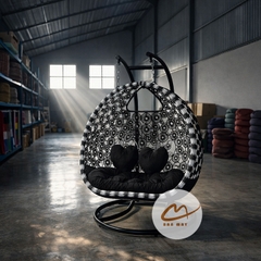 Ghế Xích Đu Cần Kép Đồng Xu Hoa Cúc – Không Gian Thư Giãn Rộng Rãi Cho 2–3 Người