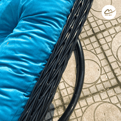 Xích Đu Sân Vườn Bán Nguyệt Cần Kép – Không Gian Tụ Họp 3 Người Vững Chãi