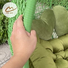 Xích Đu Mây Nhựa Tai Gấu Bản Lớn – Thiết Kế Nhận Diện Cho Không Gian Hiện Đại