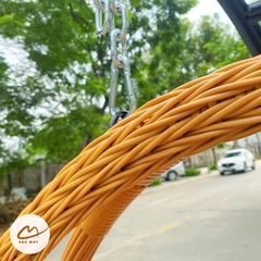 Ghế Xích Đu Mây Nhựa Bản Mây - Lồng Vàng Vảy Rồng, Đệm Đỏ Mận Sạch Sẽ