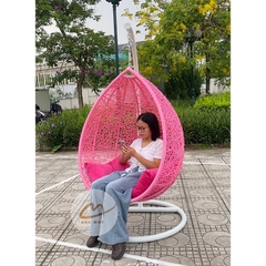 Xích Đu Trứng Đan Rối Dài – Điểm Nhấn Nghỉ Dưỡng Cho Không Gian Xích Đu Sân Vườn