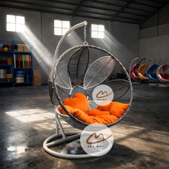 Ghế Xích Đu Lá Nghệ Thuật – Thiết Kế Phối Màu Độc Đáo Cho Không Gian Sống