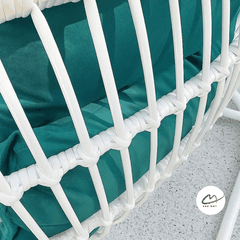 Xích đu bầu dục lồng trắng đệm xanh