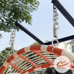 Xích Đu Ngoài Trời Song Nguyệt Cần Kép – Biểu Tượng Hình Khối Cho Không Gian Sân Vườn