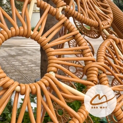 Ghế Xích Đu Cần Kép Đồng Xu Hoa Cúc – Không Gian Thư Giãn Rộng Rãi Cho 2–3 Người