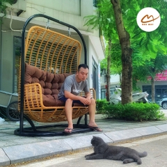 Xích đu sofa lồng vàng đệm nâu