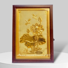 TRANH HOA SEN BẰNG ĐỒNG, DÁT VÀNG <> (Kích thước 24cm x 34cm)