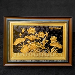 TRANH ĐỒNG HOA SEN, MẠ VÀNG 24K <br>(Kích thước 40cm x 55cm)
