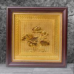 TRANH ĐỒNG HOA SEN, MẠ VÀNG 24K <br>(Kích thước 30cm x 30cm)