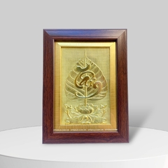 TRANH LÁ BỒ ĐỀ GẮN CHỮ "TÂM" BẰNG ĐỒNG (15cm x 20cm)