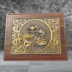 QUÀ TẶNG TRANH ĐỒNG HOA SEN <br>(Kích thước 20cm x 25cm)