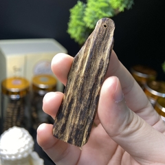 [LIMITED] Mặt trầm hương cận chìm Tarakan Indonesia thơm sống ngọt siêu mạnh bốc #0003