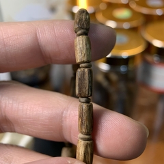 Vòng trầm hương rừng Việt Khánh Hoà trúc thô nhỏ cho tay nữ hoặc cho tay bé 4li nặng 1.8gram  A0010