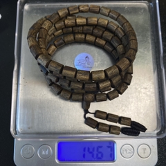 Vòng tay trầm hương Kì Hải Nam đốt trúc dài đeo cổ đeo tay 4 vòng hạt 5 li thơm mạnh 13gram 039-01