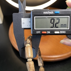 Vòng trầm hương Philippine Agusan cận chìm hạt dạng trúc thô 9li nặng gần 8gram A0007