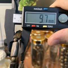 Vòng tay trầm hương Kỳ Hải Nam chìm siêu dầu dạng bản rộng đều đẹp 054