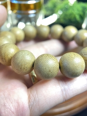 Vòng trầm rừng tròn 14li Việt thơm bốc