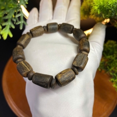 [LIVE] Vòng tay trầm hương Kì Hải Nam chìm nước Tâm Kì dầu đốt trúc 10-12li dầu đen 046