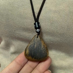 [LIVE] Mặt dây chuyền trầm hương Kỳ Hải Nam đeo cổ hình giọt nước 3-4g 131