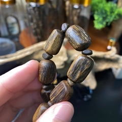 [LIVE] Vòng tay trầm hương Kỳ Hải Nam Tâm Kỳ Dầu dạng trụ trúc thô 9-10li 028