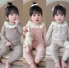 Bộ dài len lông thỏ cổ ren