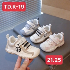 Giày thể thao cao cấp