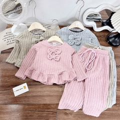 Bộ len đũa nơ bé gái