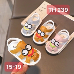 Dép tập đi chip chip (mắt to)