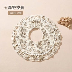 Yếm Muslin tròn phối ren