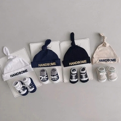 Set mũ tất bé trai (củ tỏi)