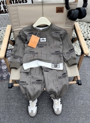 Bộ dài 2 da bé trai nhí