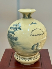 Bình Hút Lộc Thuận Buồm Xuôi Gió Cao 29cm Quà Kỷ Niệm Của Doanh Nghiệp