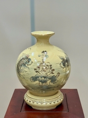 Bình Hút Lộc Cá Chép Hoa Sen Cao 29cm Gốm Chu Đậu Vẽ Vàng