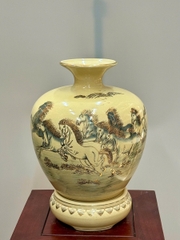 Bình Vạn Phúc Hoạ Tiết Bát Mã Cao 34cm Gốm Chu Đậu Vẽ Vàng