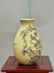 Bình Lão Vọng Hoạ Tiết Chim Đào Mùa Xuân Cao 28cm Gốm Vẽ Vàng