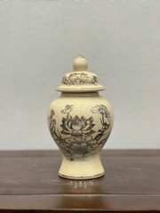 Choé Hoạ Tiết Hoa Sen H18 Vẽ Vàng 24K