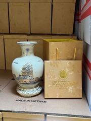 Bình Bảo Châu In Logo Cty Kỷ Niệm 40 năm Thành Lập
