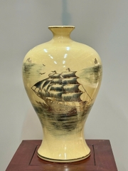 Mai Bình Hoạ Tiết Thuận Buồm Xuôi Gió Cao 38cm Gốm Vẽ Vàng