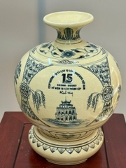 Bình Hút Lộc Cao 27cm Kỷ Niệm Thành Lập Doanh Nghiệp