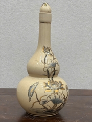 Nậm Rượu Hoạ Tiết Hoa Sen H18 Vẽ Vàng 24K