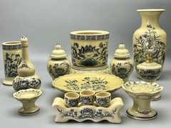 Bộ Thờ hoạ tiết Hoa Sen kỷ 3 chén truyền thống